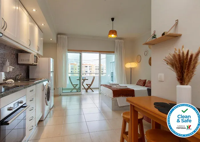 B44 - Alto Do Quintao Appartement *